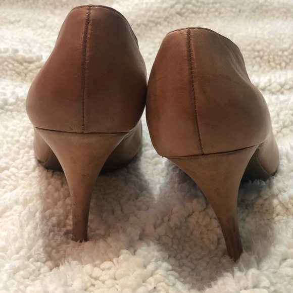 Steve Madden Tan Leather Heels - Picture 3 of 5